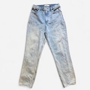 Abercrombie & Fitch Curve Love The 90s Straight Ultra High Rise Jeans